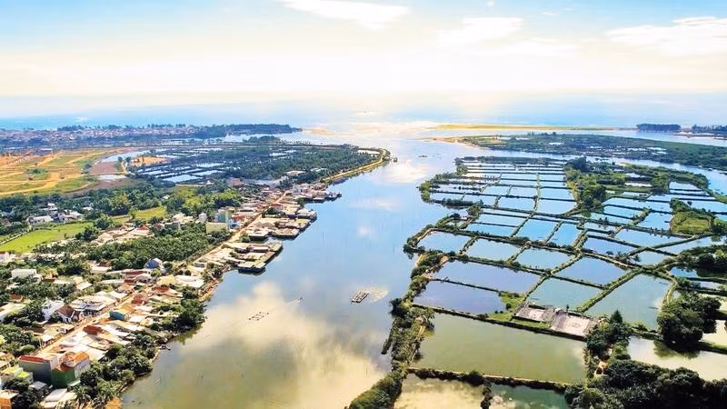 Xã Tư Nghĩa có nhiều lợi thế để phát triển thương mại, dịch vụ, đô thị sinh thái và du lịch.