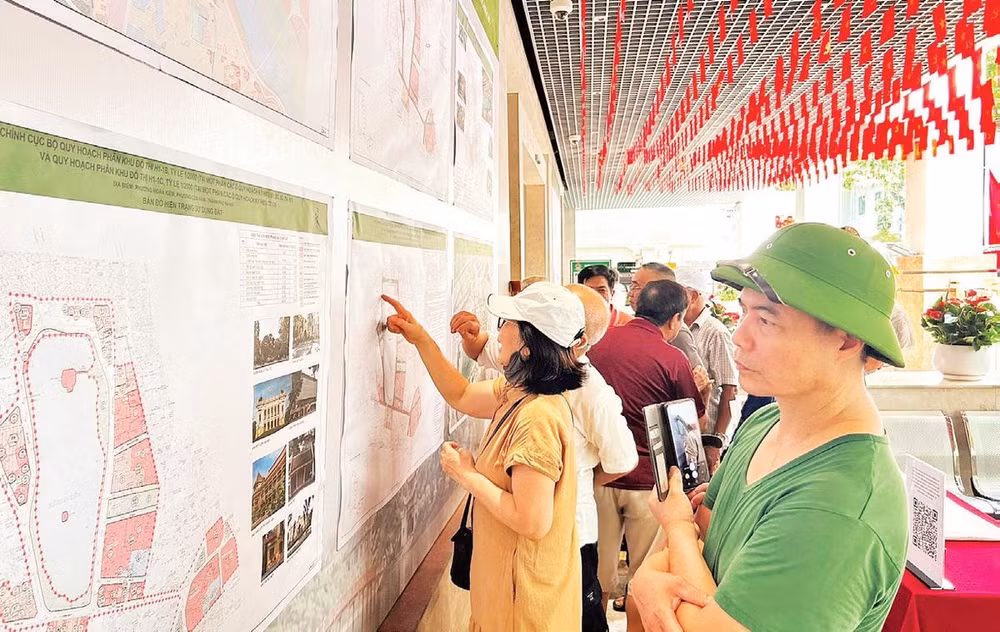 Hồ sơ quy hoạch thu hút sự quan tâm của đông đảo người dân.
