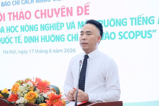 Tiến sĩ Đào Xuân Hưng, Tổng Biên tập Tạp chí Nông nghiệp và Môi trường phát biểu tại hội thảo. Ảnh: BTC