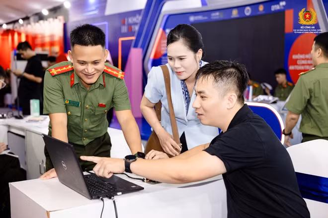 Hoạt động nhằm giúp người dân tiếp cận kiến thức về an toàn thông tin một cách dễ hiểu, sinh động.