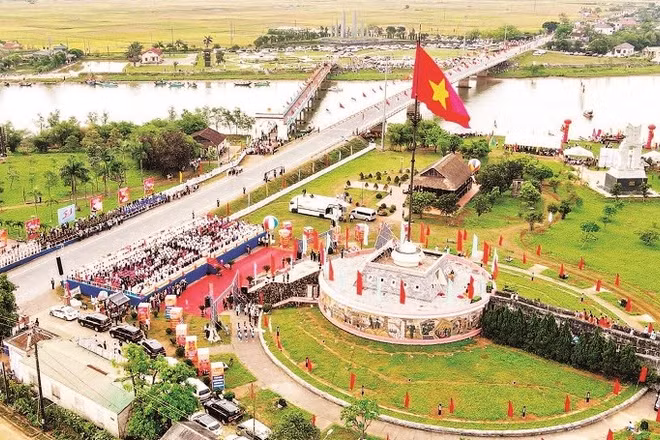 Khu di tích quốc gia đặc biệt Đôi bờ Hiền Lương-Bến Hải, nơi diễn ra lễ khai mạc Lễ hội Vì hòa bình.
