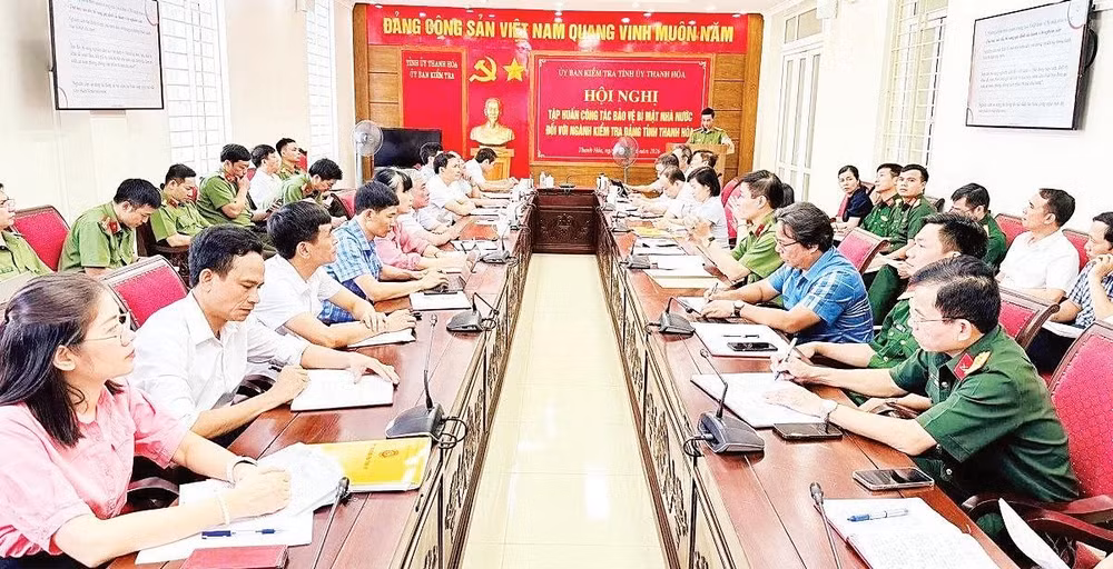 Toàn cảnh Hội nghị tập huấn công tác bảo vệ bí mật nhà nước ngành Kiểm tra Đảng (Ảnh LAN PHƯƠNG)