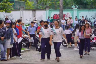 Học sinh Thành phố Hồ Chí Minh tham gia Kỳ thi truyển sinh lớp 10 công lập năm học 2025-2026.
