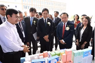 Khu trưng bày doanh nghiệp và cơ sở nghiên cứu tại VKIST trong khuôn khổ Diễn đàn Khoa học, Công nghệ và Đổi mới sáng tạo Việt Nam-Hàn Quốc.