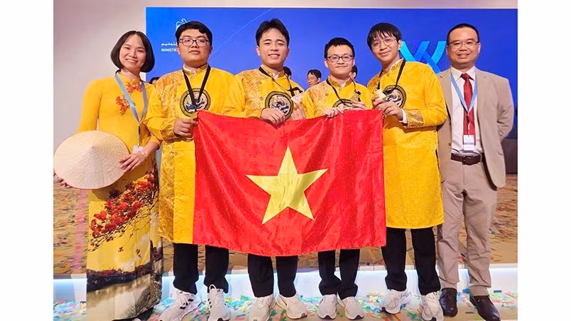 Đội tuyển Việt Nam tại kỳ thi Olympic Hóa học quốc tế (ICHO) lần thứ 57, năm 2025.