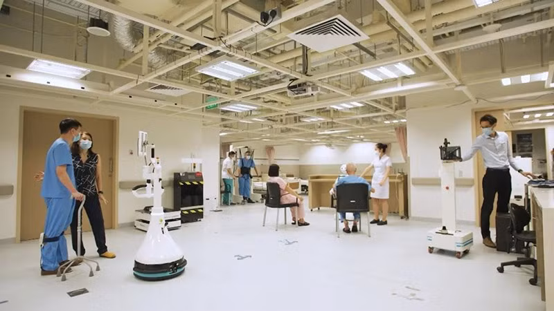 210727123332-01-robot-hospital-t.jpg