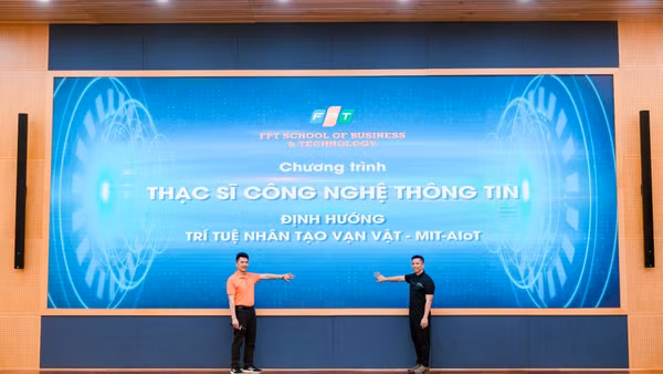 FPT ra mắt chương trình đào tạo Thạc sĩ Công nghệ thông tin định hướng Trí tuệ nhân tạo vạn vật (MIT-AIoT) nhằm đáp ứng nhu cầu đội ngũ nhân lực chất lượng cao có khả năng xây dựng các hệ thống AIoT thông minh, an toàn. Ảnh: FSB.