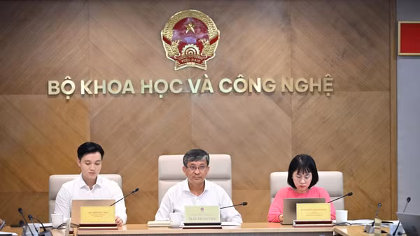 Thứ trưởng Khoa học và Công nghệ Trần Trung Tính chủ trì họp báo thường kỳ tháng 9. (Ảnh: Bộ Khoa học và Công nghệ)