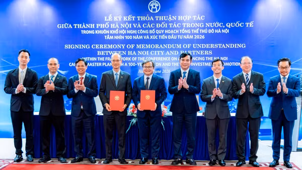 FPT ký 3 thỏa thuận hợp tác chiến lược cùng Hà Nội nhân công bố Quy hoạch tổng thể Thủ đô Hà Nội tầm nhìn 100 năm.