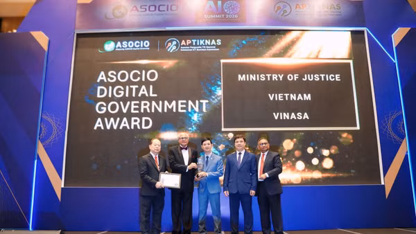 Bộ Tư pháp nhận giải thưởng Chính phủ số ASOCIO Digital & AI Awards 2026. (Ảnh: VINASA)