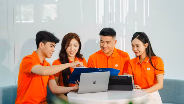 FPT đẩy mạnh phát triển nguồn nhân lực thông qua các sáng kiến đào tạo, phát triển kỹ năng và ứng dụng công nghệ.