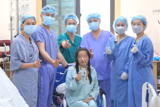 Bệnh nhân đang hồi phục sức khỏe sau khi được ghép tim-phổi.