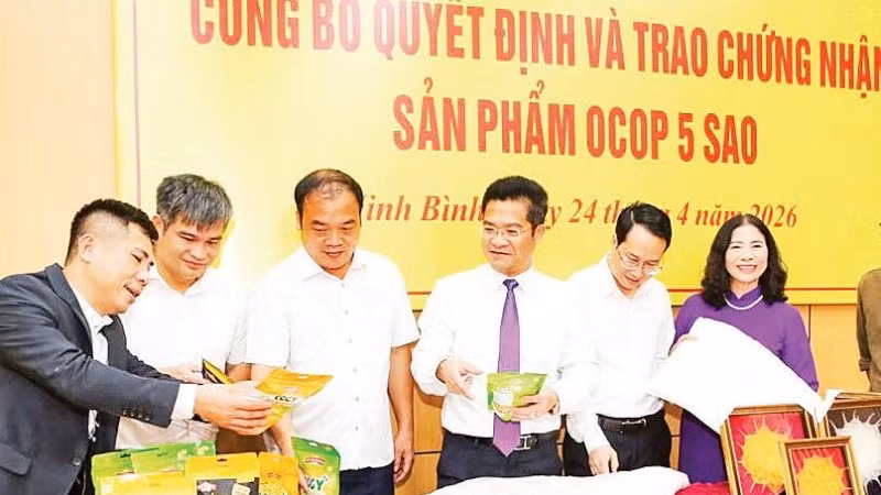 Tháng 4/2006, tỉnh Ninh Bình có thêm bốn sản phẩm đạt chuẩn OCOP 5 sao cấp quốc gia.