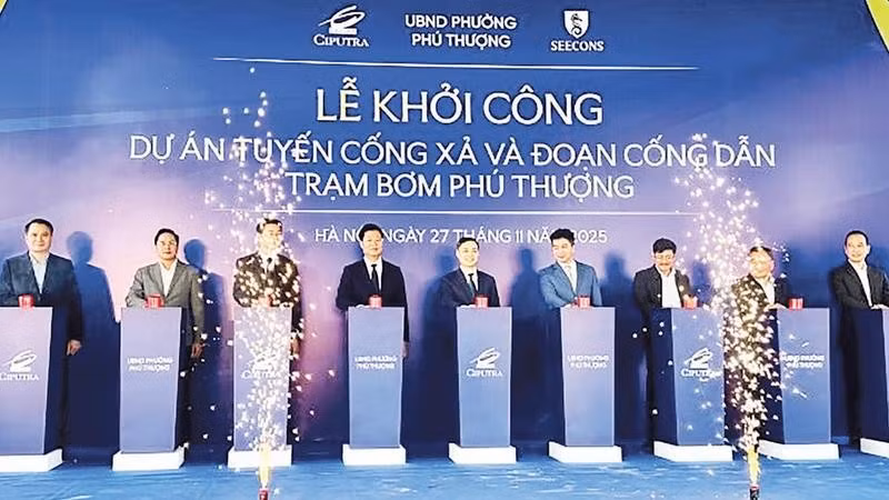 Lãnh đạo phường Phú Thượng khởi công dự án tuyến cống xả và đoạn cống dẫn Trạm bơm Phú Thượng, phấn đấu đưa vào sử dụng trong tháng 5/2026.
