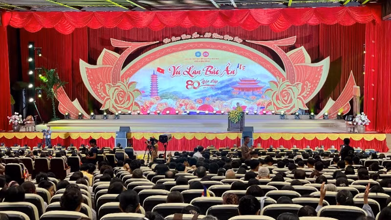 Quang cảnh Pháp hội.