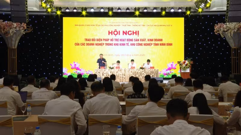 Quang cảnh hội nghị.