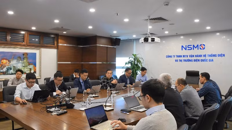 Ban Chỉ huy Phòng thủ dân sự của NSMO đã họp khẩn ứng phó với cơn bão số 15 trên Biển Đông. 