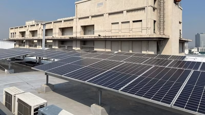Điện mặt trời mái nhà giúp tiết kiệm chi phí điện năng. 