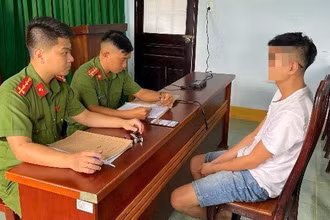 Lực lượng công an làm việc với đối tượng P.T.T.