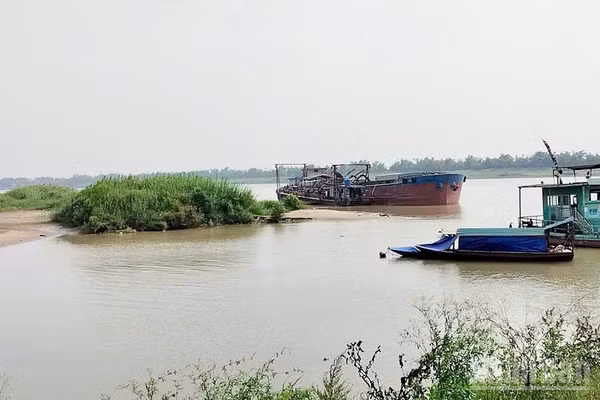Hà Nội thông báo hạn chế giao thông đường thủy nội địa trên tuyến sông Đuống. (Ảnh: ĐN)