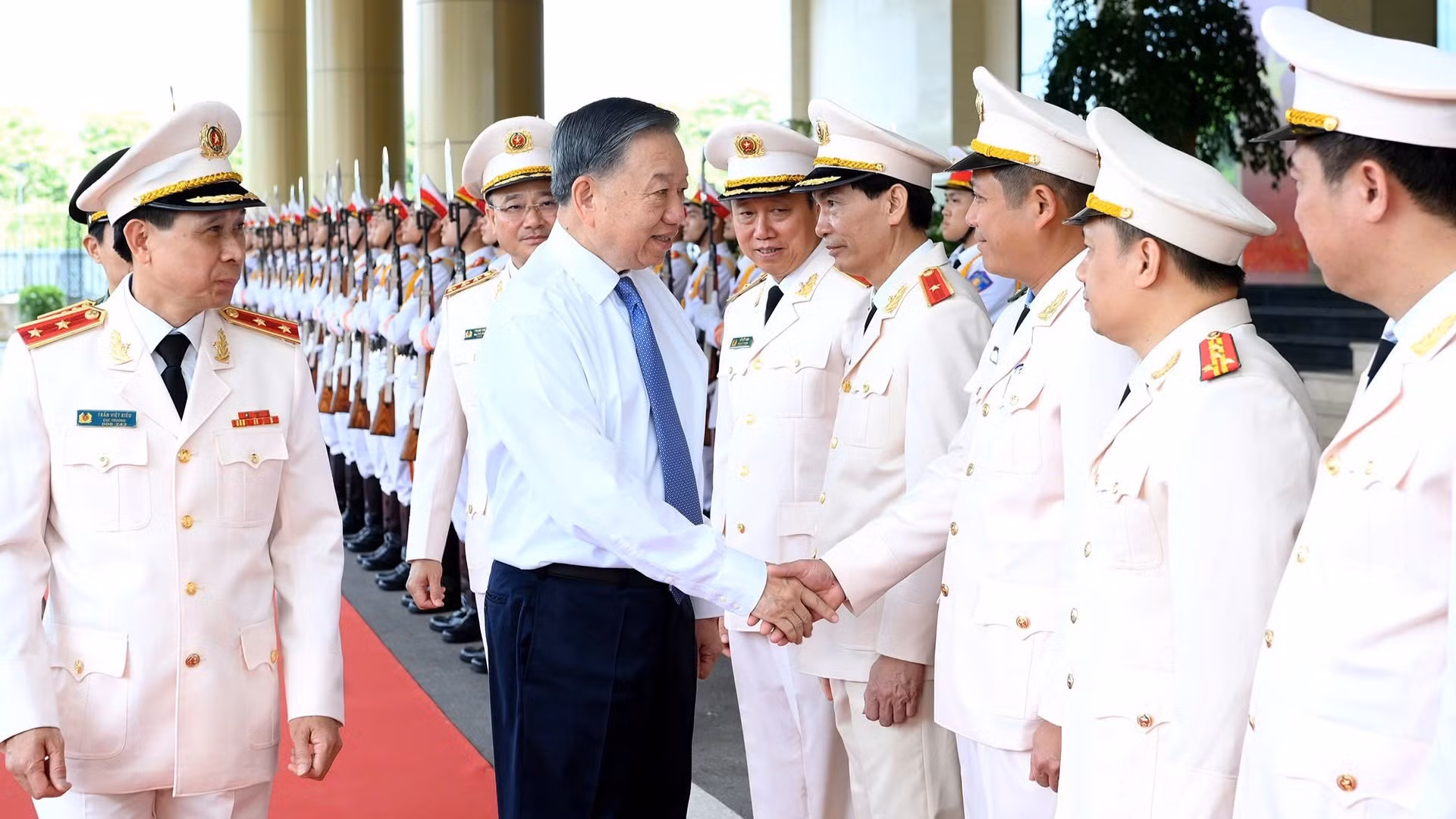 Tổng Bí thư, Chủ tịch nước Tô Lâm thăm và làm việc tại Trung tâm Kỹ thuật nghiệp vụ, Bộ Công an. (Ảnh: ĐĂNG KHOA)