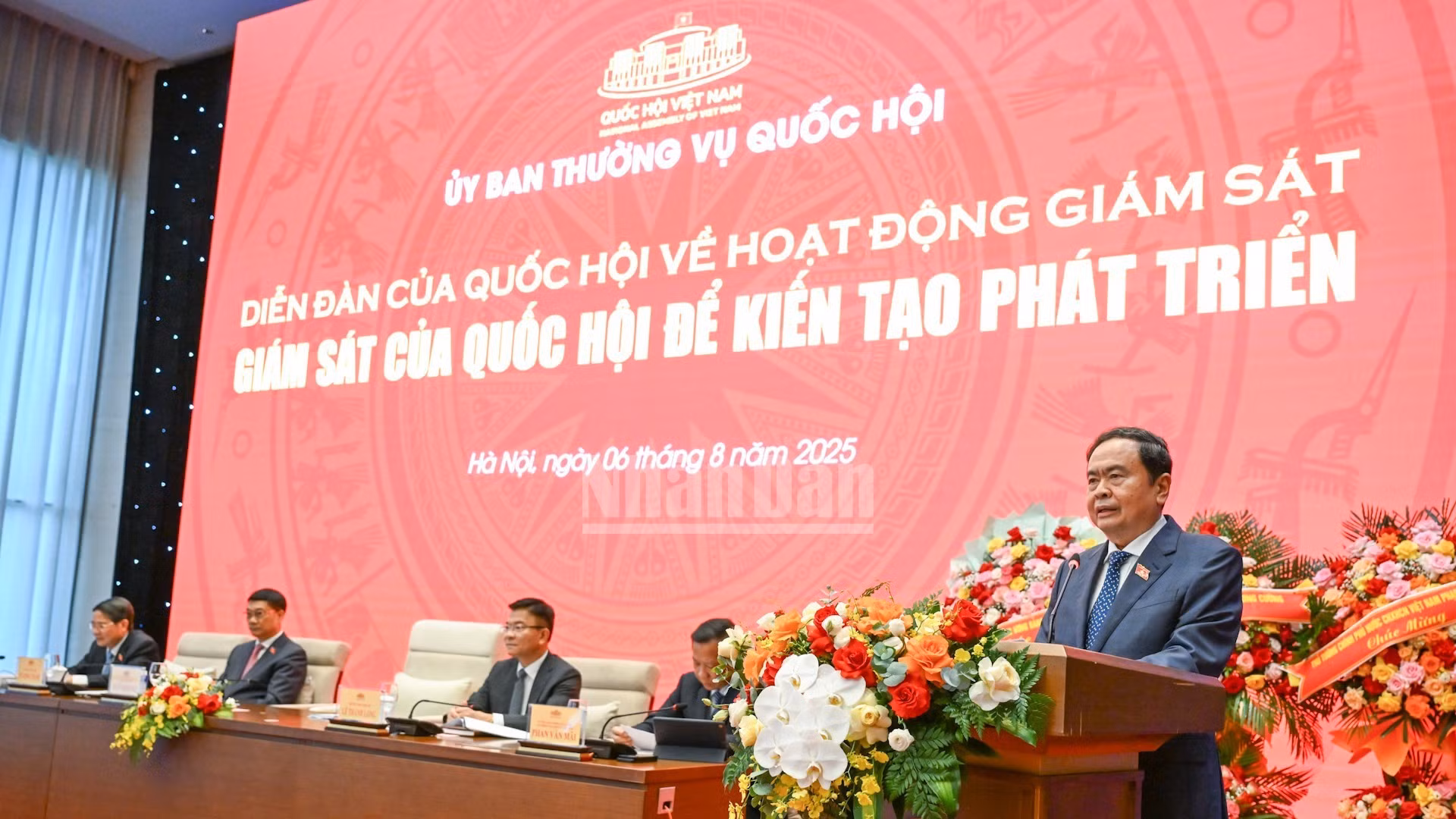 Chủ tịch Quốc hội Trần Thanh Mẫn phát biểu khai mạc diễn đàn.