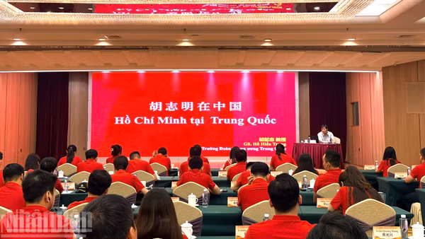 Toàn cảnh cuộc tọa đàm. (Ảnh: HỮU HƯNG)
