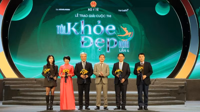 khoe3-6810.jpg