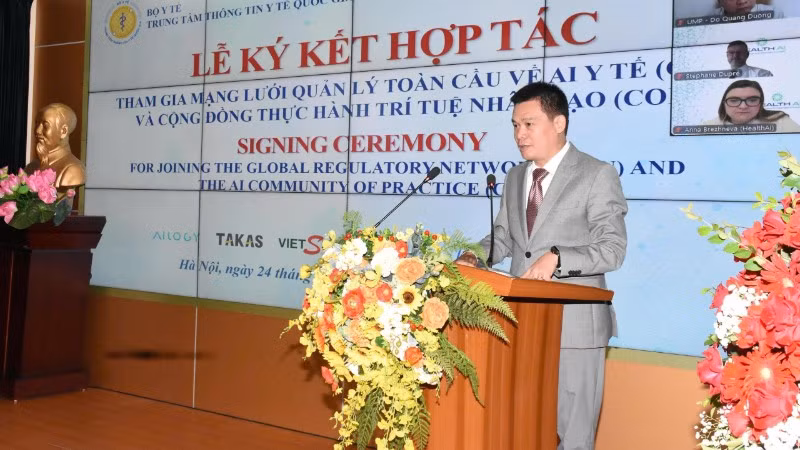 gen-h-hop-tac-243-8865.jpg