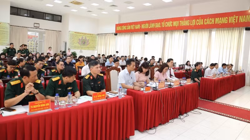 Quang cảnh hội nghị.
