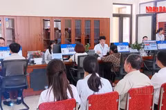 [Video] Hà Nội: thu ngân sách 10 tháng vượt dự toán cả năm
