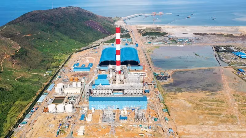 Nhà máy nhiệt điện Quảng Trạch 1 sẽ phát điện thương mại trong tháng 7 này, mang tới nguồn thu ngân sách khoảng 2.400 tỷ đồng/năm cho tỉnh Quảng Trị.