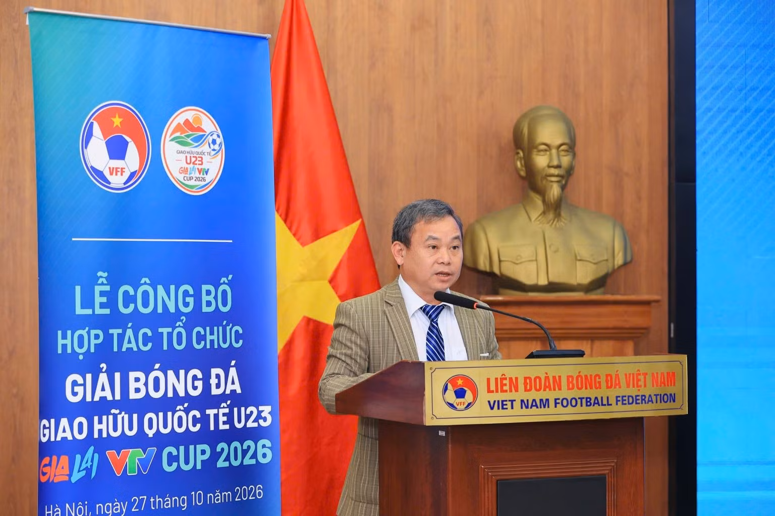 27-10-ong-nguyen-van-y-pho-giam-doc-so-van-hoa-the-thao-va-du-lich-tinh-gia-lai.jpg