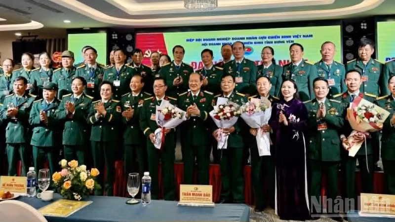 Ra mắt Ban chấp hành Hội Doanh nhân cựu chiến binh tỉnh Hưng Yên, nhiệm kỳ 2025-2030.