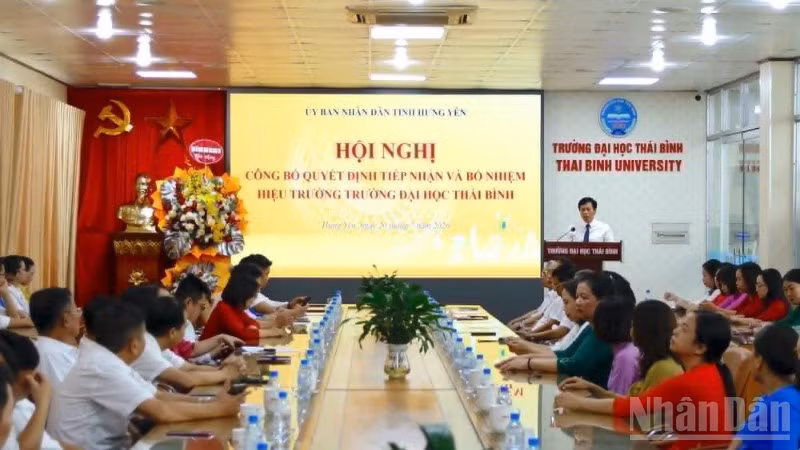 Quang cảnh buổi lễ.
