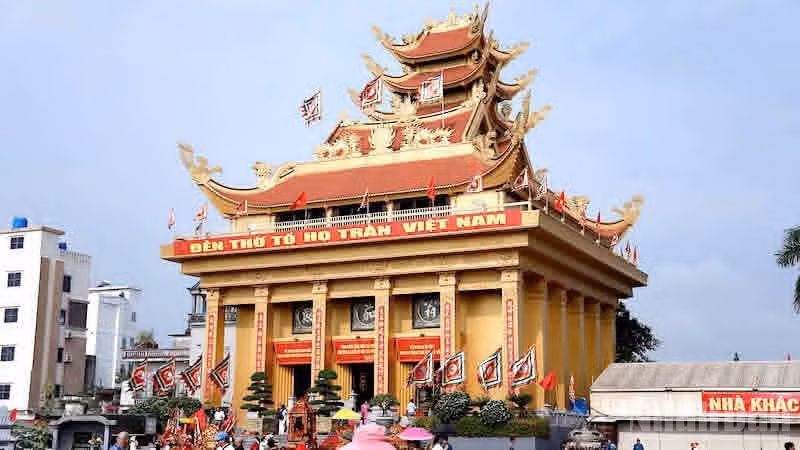 Đền thờ Tổ họ Trần Việt Nam (thôn Phương La, xã Tiên La, tỉnh Hưng Yên). (Ảnh MAI TÚ)