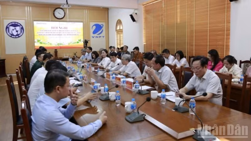 Quang cảnh buổi sơ kết. (Ảnh Mai Tú)