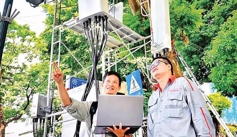 Viettel không chỉ quảng bá dịch vụ viễn thông mà còn truyền thông về sứ mệnh mang công nghệ đến mọi người, mọi nơi. Ảnh: VGP/MT