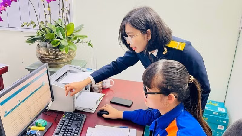 Đổi mới sáng tạo nhằm giải quyết những bài toán thực tiễn của từng ngành, từng lĩnh vực, hướng tới mục tiêu tăng trưởng nhanh và bền vững.