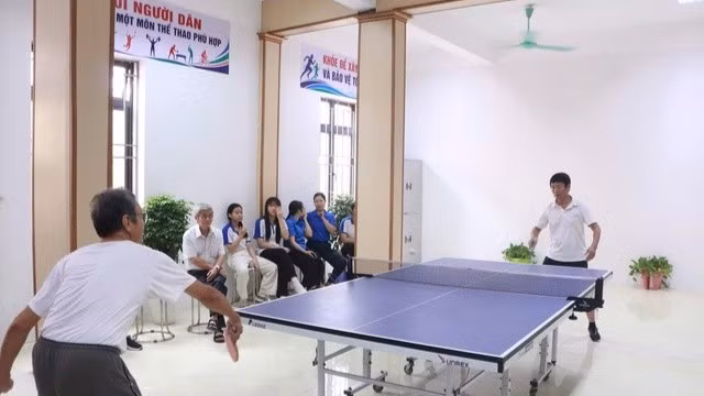 Xây dựng thiết chế văn hóa cơ sở, từng bước đưa nhà văn hóa thôn, tổ dân phố trở thành không gian sinh hoạt thường xuyên, thiết thực của cộng đồng. (Ảnh: Sở Văn hóa, Thể thao và Du lịch Hà Nội)