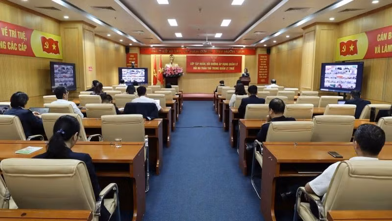 Quang cảnh lớp học.