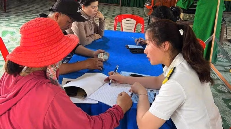 Thuế tỉnh Quảng Trị tăng cường hỗ trợ người nộp thuế thực hiện đúng các thủ tục về đăng ký thuế, bảo đảm quyền lợi và hạn chế phát sinh rủi ro pháp lý.