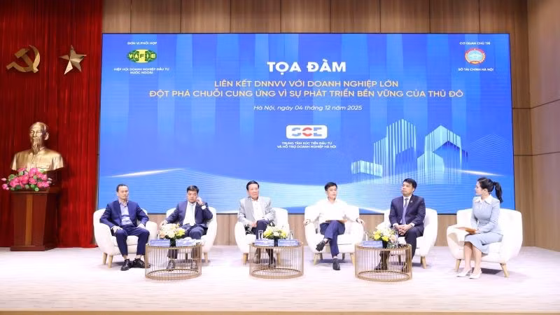 Các đại biểu tham dự tọa đàm. (Ảnh: ANH MINH)