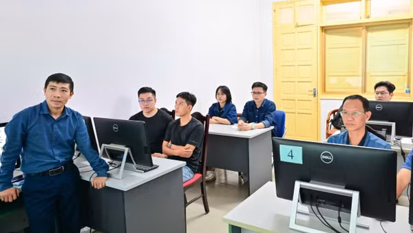 Khóa đào tạo về công nghệ lò phản ứng của Trung tâm đào tạo hạt nhân (Viện Năng lượng nguyên tử). (Ảnh: BẢO LONG)