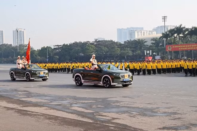 Cán bộ, chiến sĩ Công an nhân dân xuất quân và diễn tập bảo vệ Đại hội đại biểu toàn quốc lần thứ XIV của Đảng.