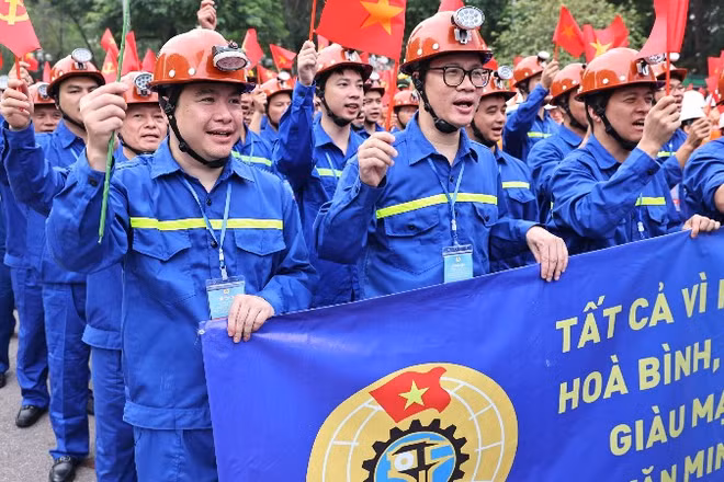 Tinh thần Ngày Quốc tế Lao động 01/5 bất diệt!