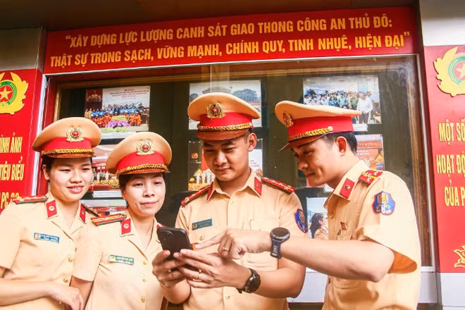 Hơn 1.300 cán bộ, chiến sĩ tham gia sát hạch.