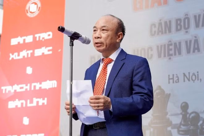 Ông Nguyễn Minh Thắng, Phó Chủ tịch thường trực Liên đoàn Cờ Việt Nam vừa nộp đơn xin nghỉ việc. (Ảnh FTU)