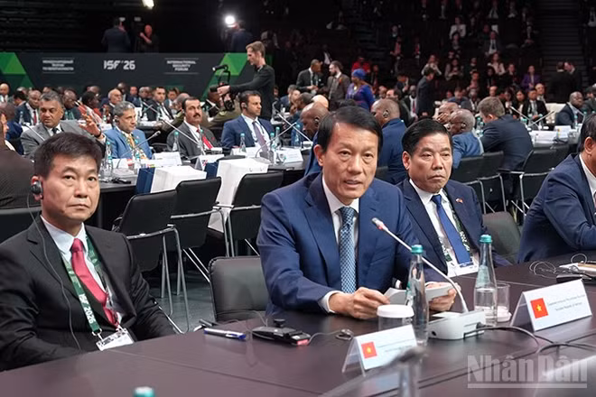 Bộ trưởng Công an Lương Tam Quang dự và phát biểu tại Hội nghị quốc tế lần thứ 14 lãnh đạo cấp cao phụ trách an ninh các nước trong khuôn khổ Diễn đàn An ninh Quốc tế lần thứ nhất tại Nga. (Ảnh: XUÂN HƯNG)