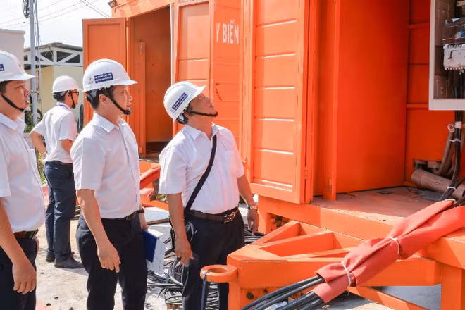 EVNHCMC bảo đảm cung cấp điện an toàn, ổn định, tin cậy và liên tục phục vụ Đại hội và các chương trình, sự kiện liên quan.
